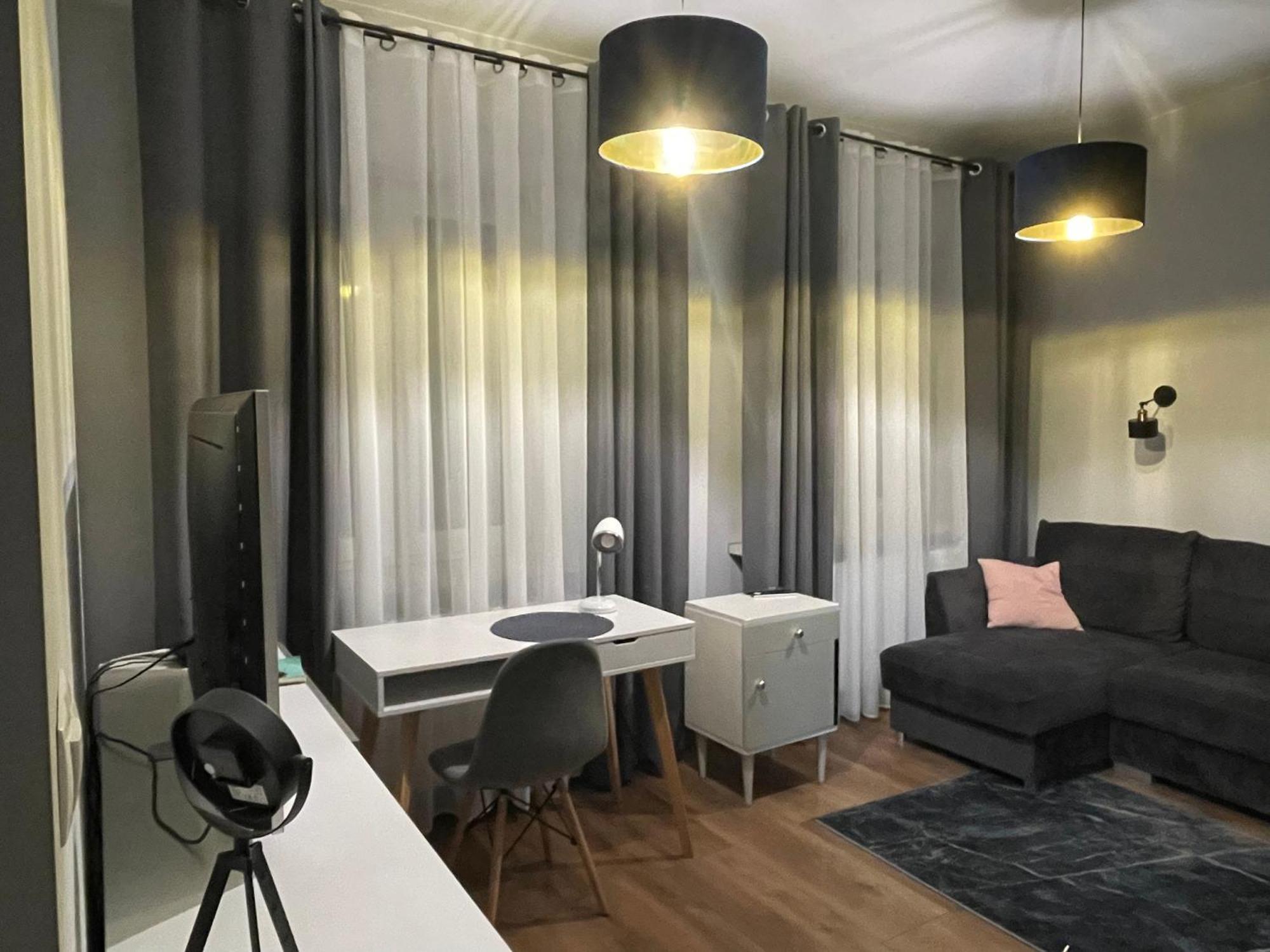 “Apartcalm - Like At Home” - Close To Subway Varsavia Esterno foto